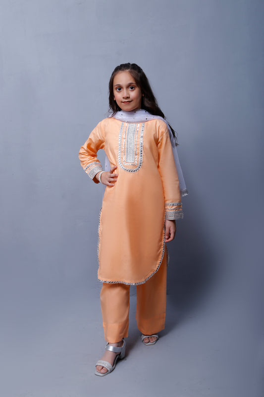 3 piece Peach Cotton Plazo Shalwar Kameez Suit with White/Silver Laces & White/Silver net chan Dupatta.(Stitch)