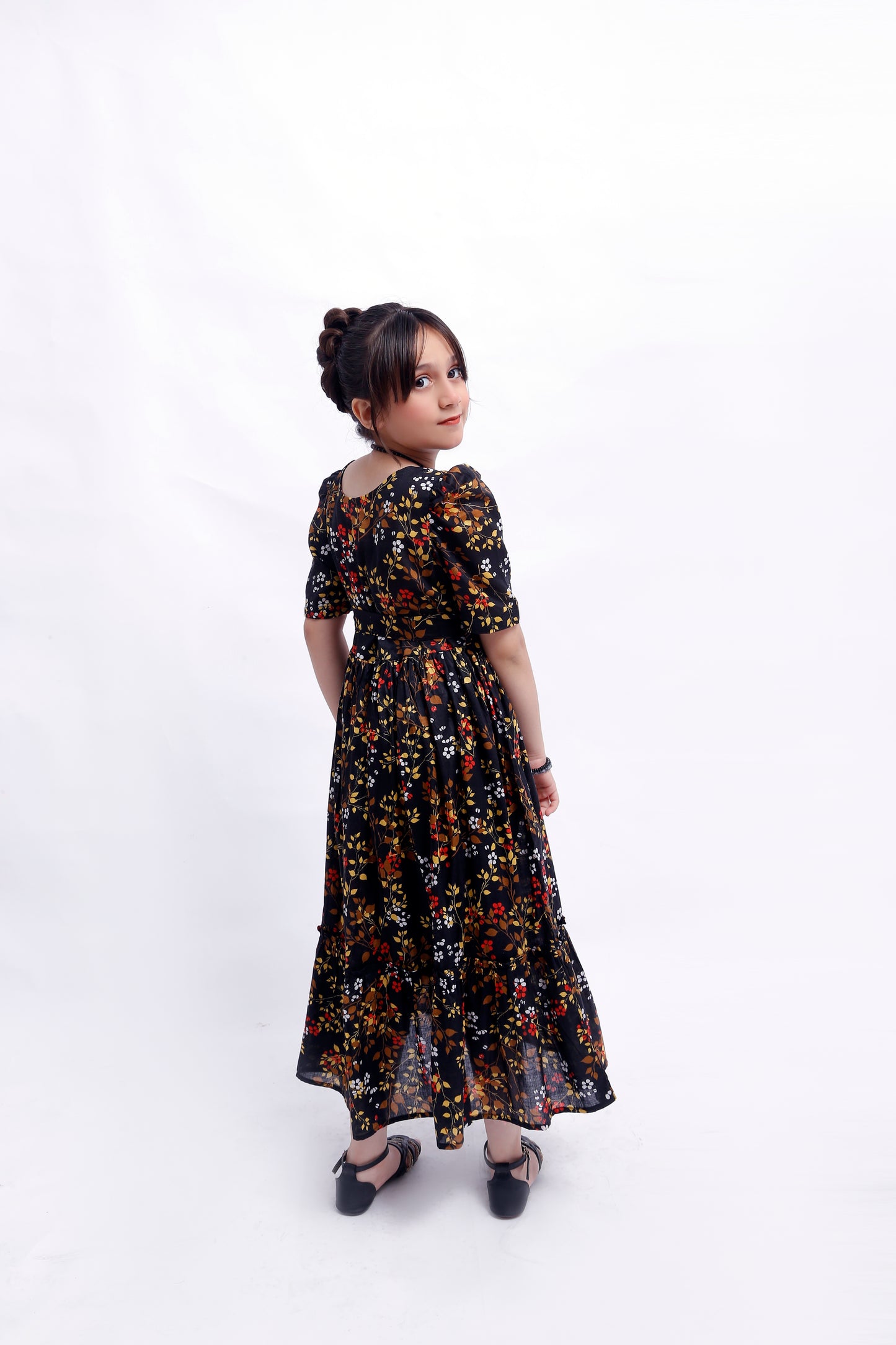 1 piece Stunning Digital Printed Black Lawn Western Frock. (Stitch)