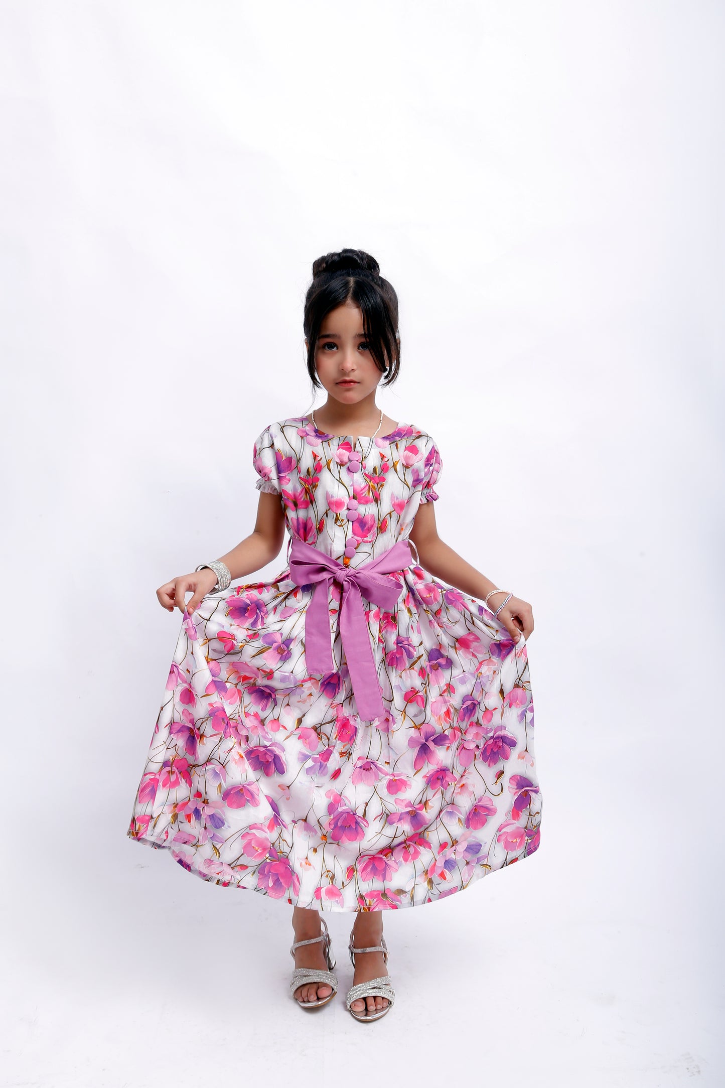 1 piece Beautiful Digital Printed Lawn Western Frock.(Stitch)