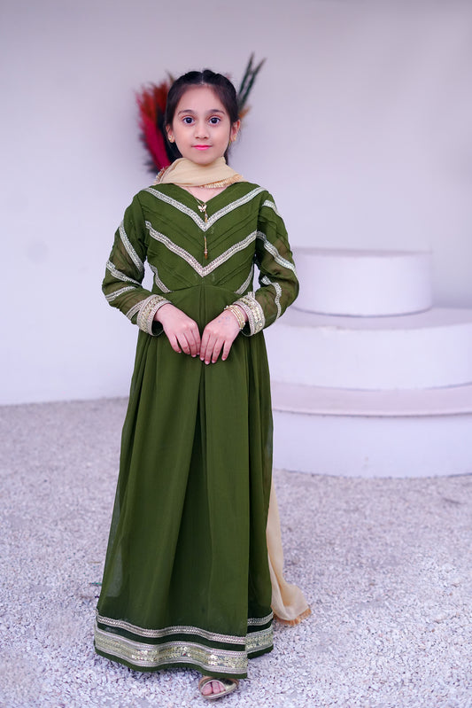 3 piece Mehdi Green Chiffon MAXI with Golden Chiffon Dupatta & Laces with Tussles.(Stitch)