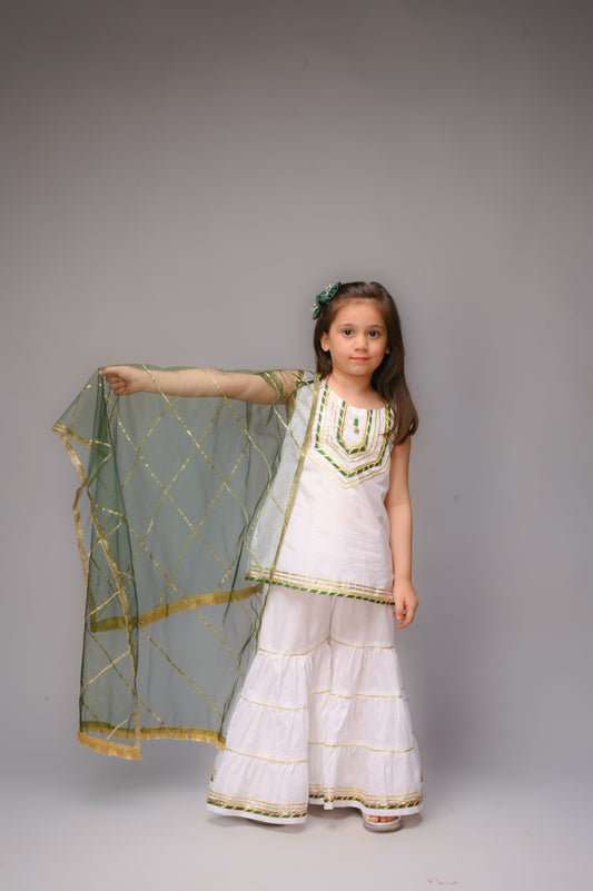 3 piece White Cotton Sleeveless Gharara Suit with Bottle Green net Dupatta & Bottle Green & Golden Laces.(Stitch).